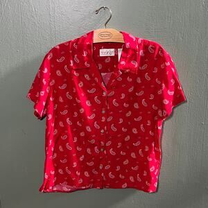 Villager Sport Red Paisley Print Rayon Shirt Size L Short Sleeve Top